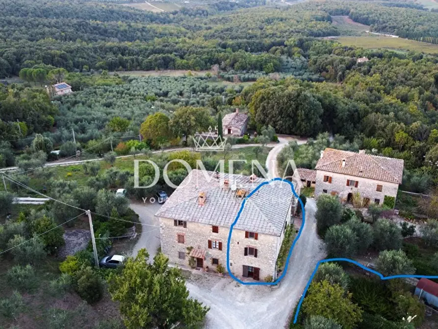 Immagine 1 di Casa colonica in vendita  a Monteriggioni