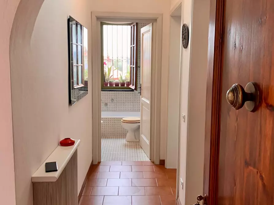 Immagine 2 di Appartamento in affitto  a Seravezza