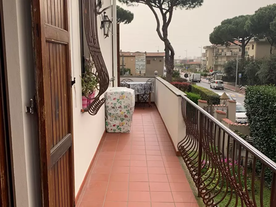 Immagine 12 di Appartamento in affitto  a Seravezza