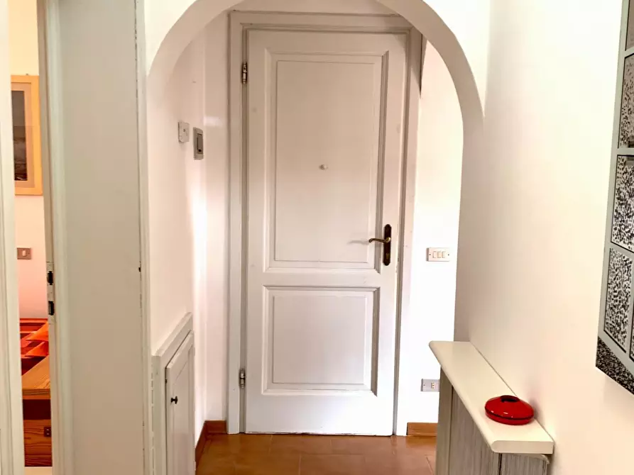 Immagine 29 di Appartamento in affitto  a Seravezza