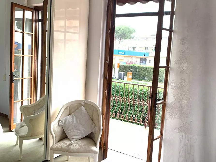 Immagine 11 di Appartamento in affitto  a Seravezza