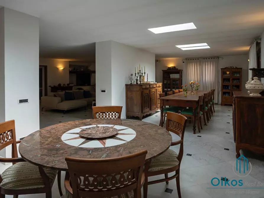 Immagine 43 di Villa in affitto  a Forte Dei Marmi