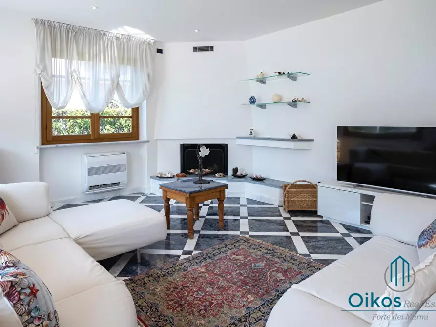 Immagine 35 di Villa in affitto  a Forte Dei Marmi