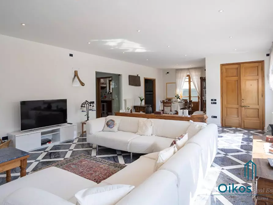 Immagine 32 di Villa in affitto  a Forte Dei Marmi