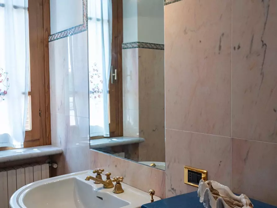 Immagine 19 di Villa in affitto  a Forte Dei Marmi