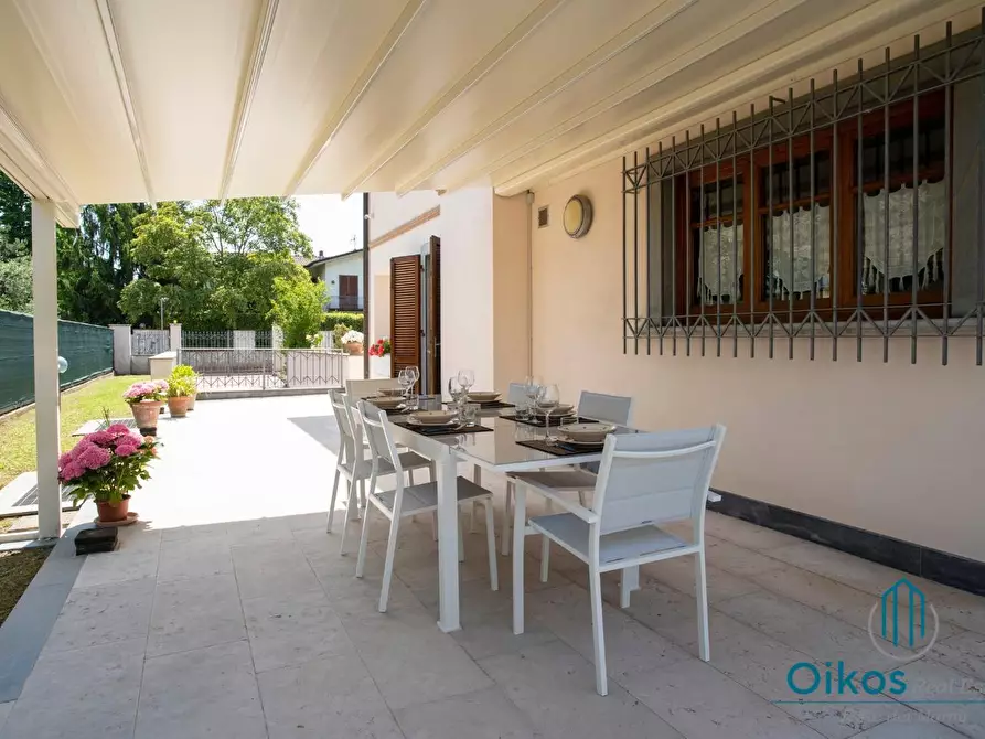 Immagine 5 di Villa in affitto  a Forte Dei Marmi