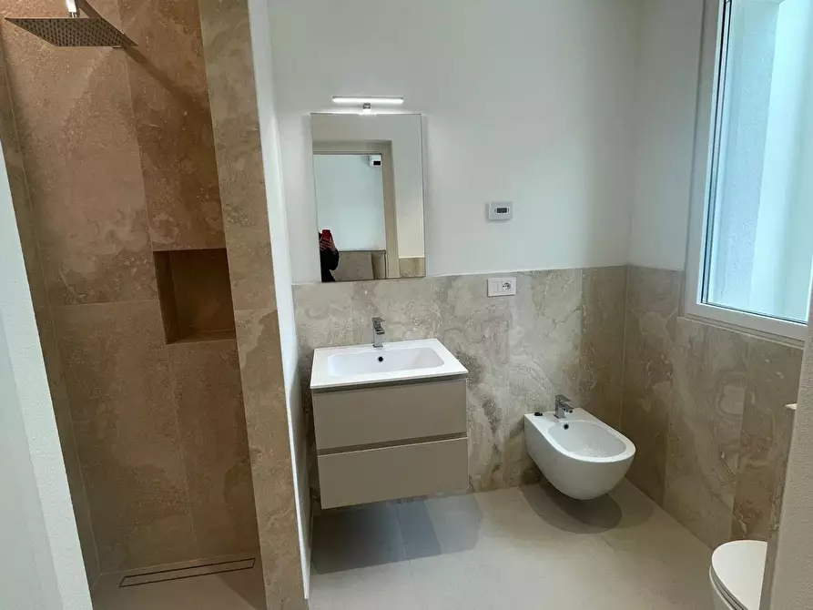 Immagine 32 di Villa in affitto  a Pietrasanta