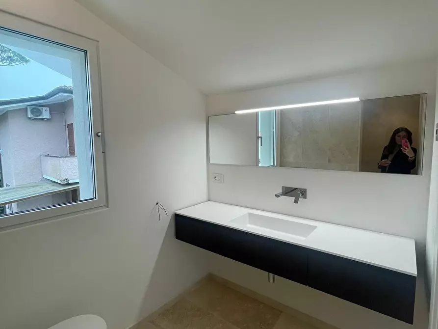 Immagine 7 di Villa in affitto  a Pietrasanta