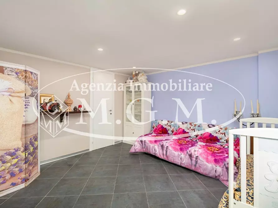 Immagine 39 di Villetta a schiera in vendita  a Buti