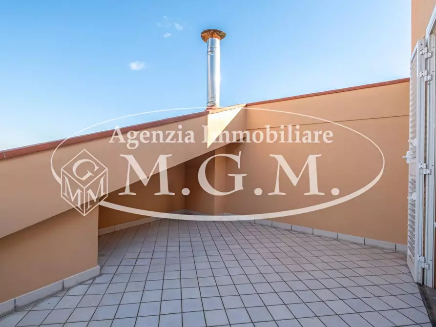 Immagine 37 di Villetta a schiera in vendita  a Buti