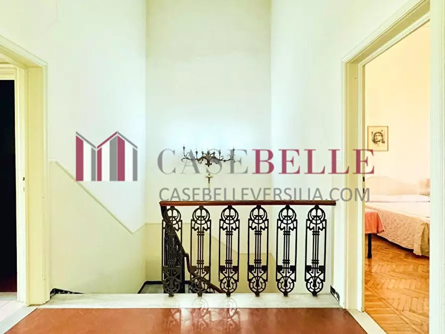 Immagine 32 di Casa indipendente in vendita  a Viareggio