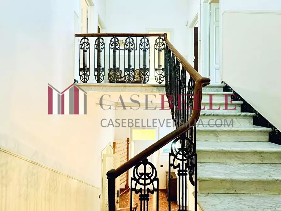 Immagine 17 di Casa indipendente in vendita  a Viareggio