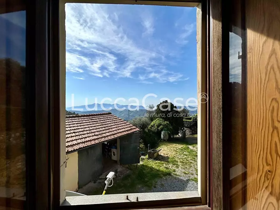 Immagine 31 di Casa indipendente in vendita  a Camaiore