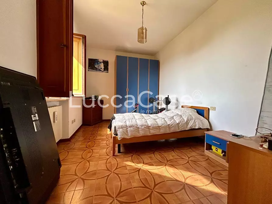 Immagine 27 di Casa indipendente in vendita  a Camaiore