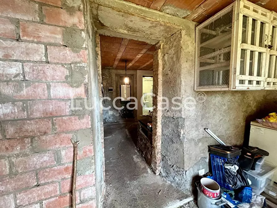 Immagine 39 di Casa indipendente in vendita  a Camaiore