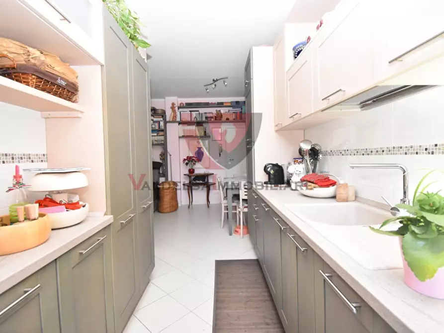 Immagine 5 di Appartamento in vendita  a Colle Di Val D'elsa