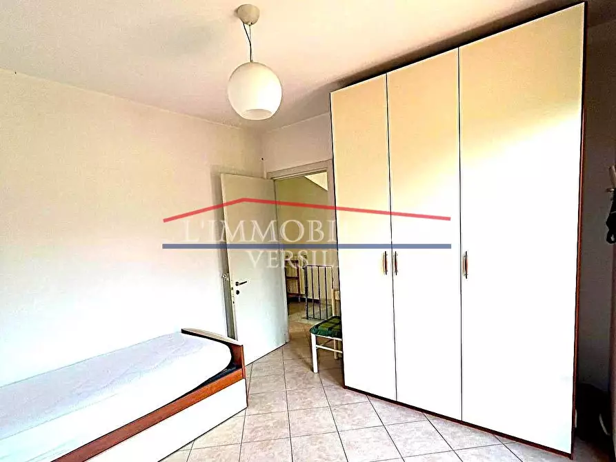 Immagine 51 di Villetta a schiera in vendita  a Montignoso