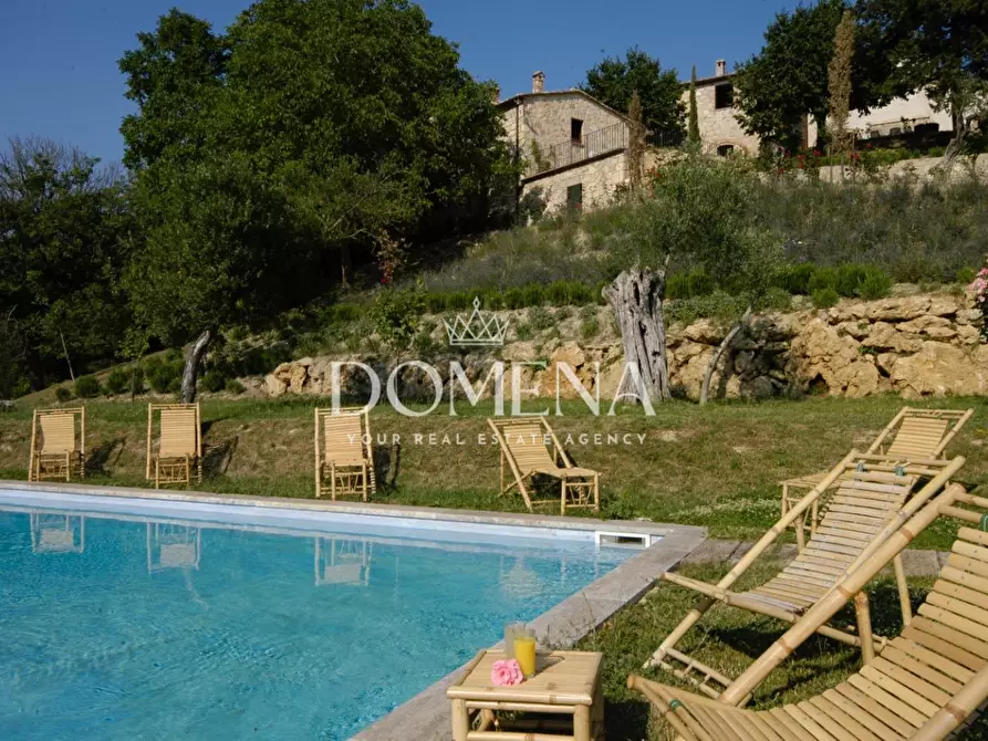 Immagine 25 di Casa colonica in vendita  a Sarteano