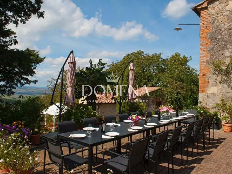 Immagine 21 di Casa colonica in vendita  a Sarteano