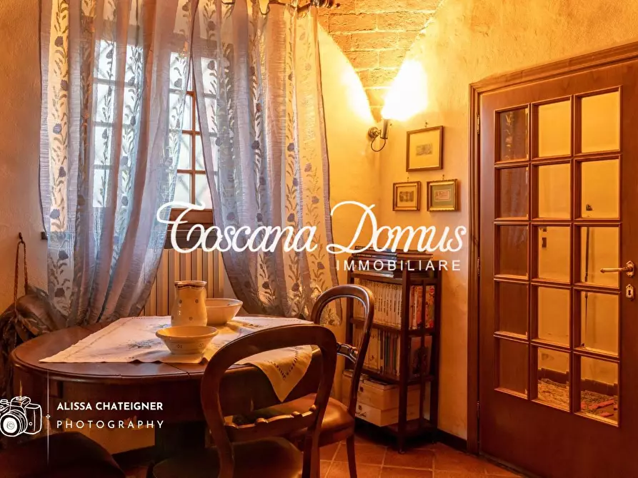 Immagine 37 di Casa colonica in vendita  a Monteriggioni