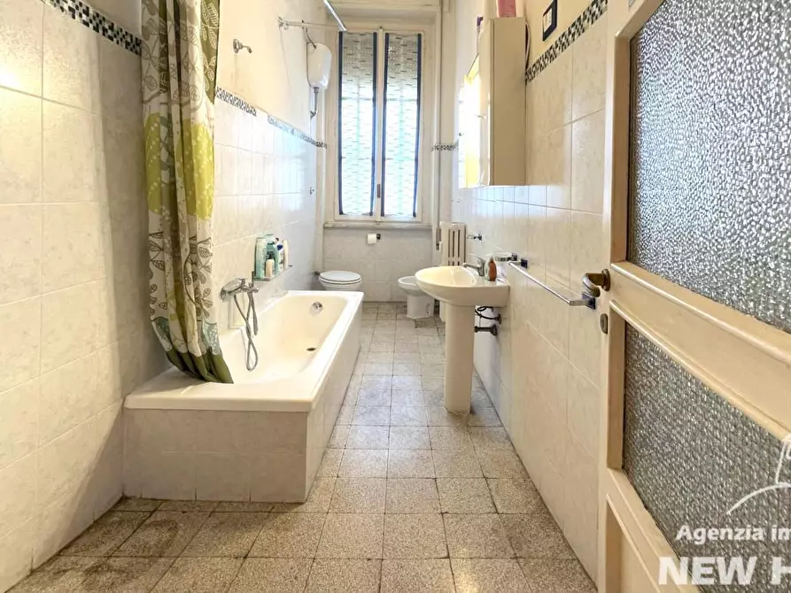 Immagine 34 di Appartamento in vendita  a Pisa