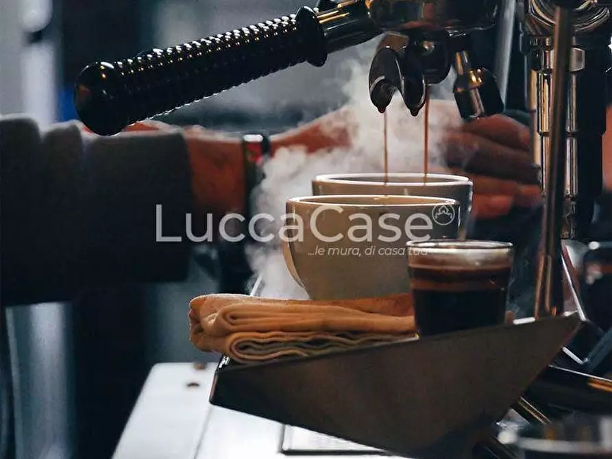 Immagine 1 di Bar / Ristorante in vendita  a Capannori