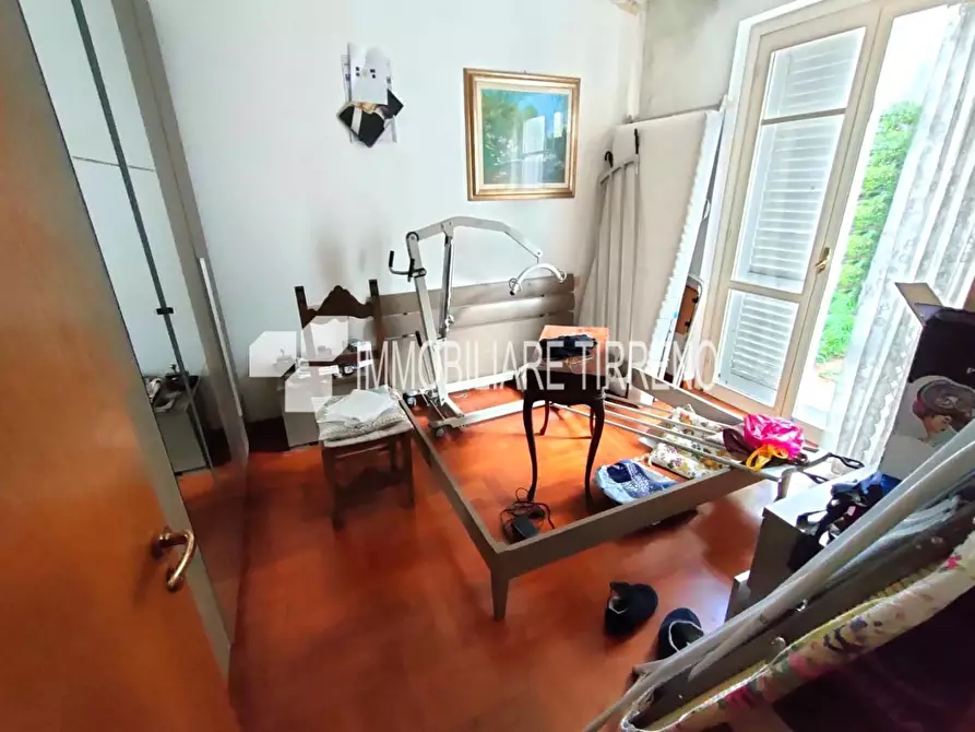 Immagine 9 di Appartamento in vendita  a Massa