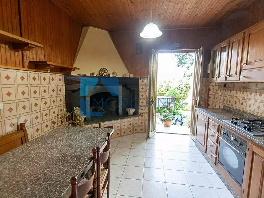 Immagine 9 di Casa semindipendente in vendita  a Pietrasanta