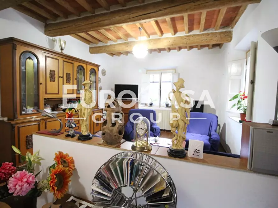Immagine 31 di Villa in vendita  a Lucca