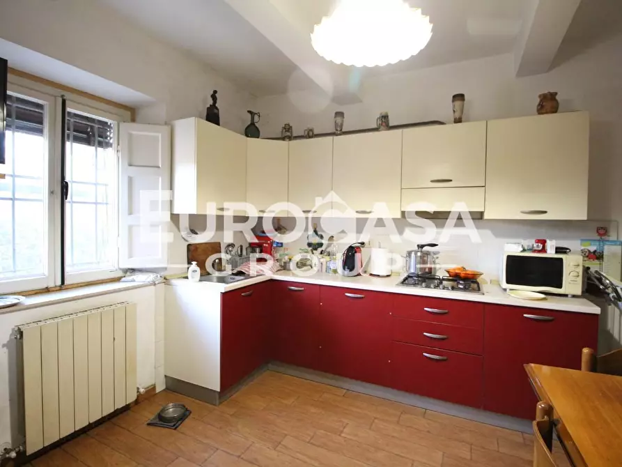 Immagine 16 di Villa in vendita  a Lucca