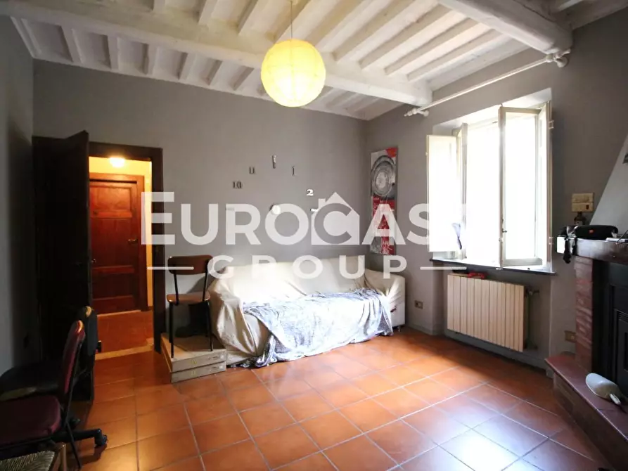 Immagine 27 di Villa in vendita  a Lucca