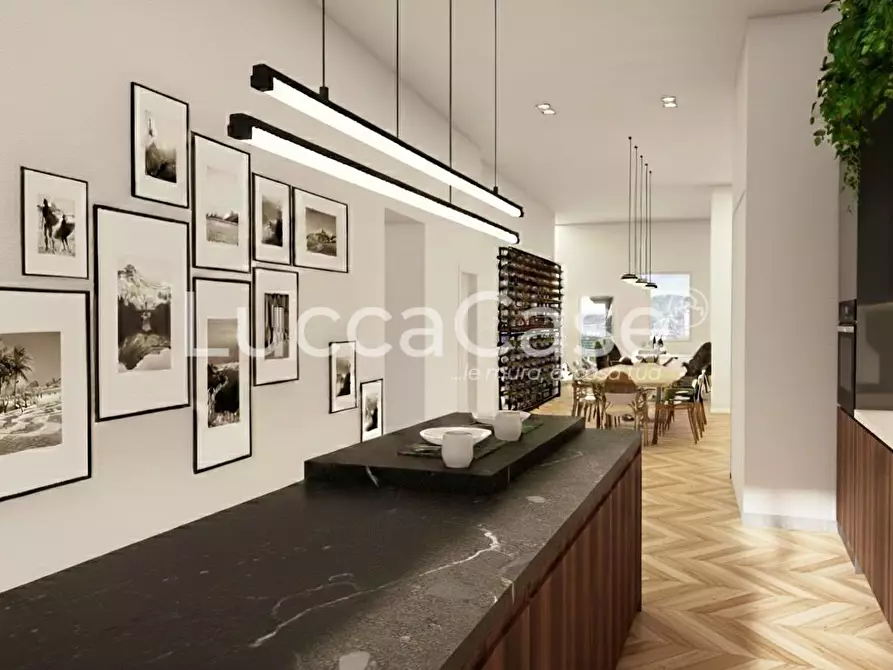 Immagine 57 di Mansarda in vendita  a Lucca