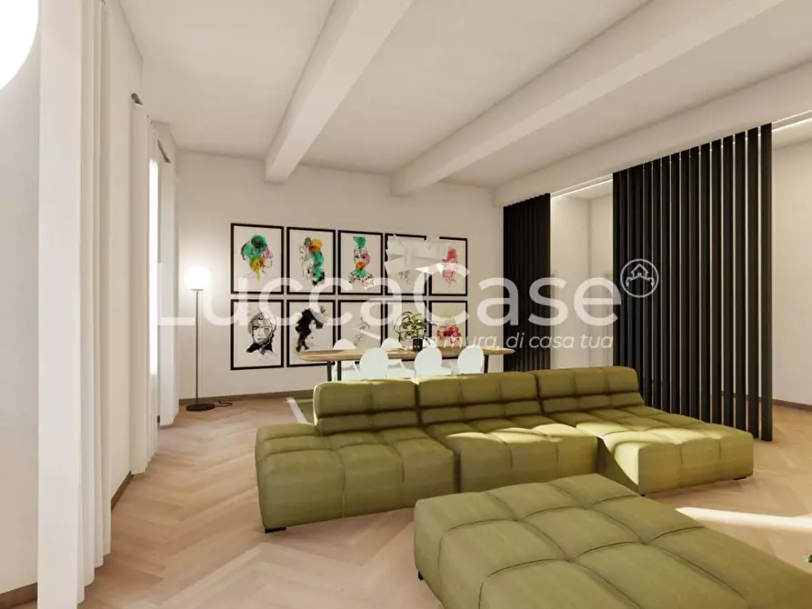 Immagine 59 di Mansarda in vendita  a Lucca