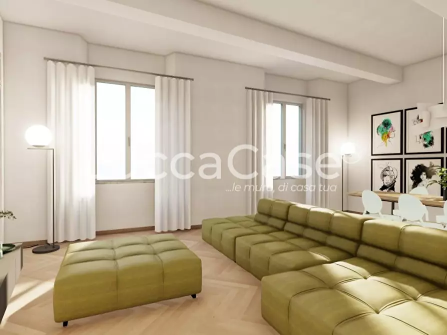 Immagine 63 di Mansarda in vendita  a Lucca