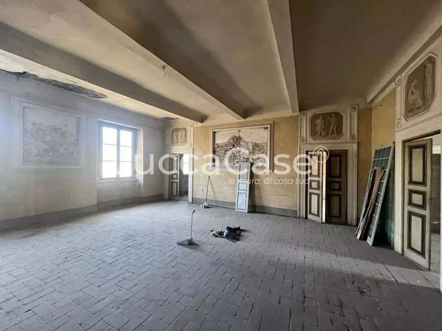 Immagine 11 di Mansarda in vendita  a Lucca