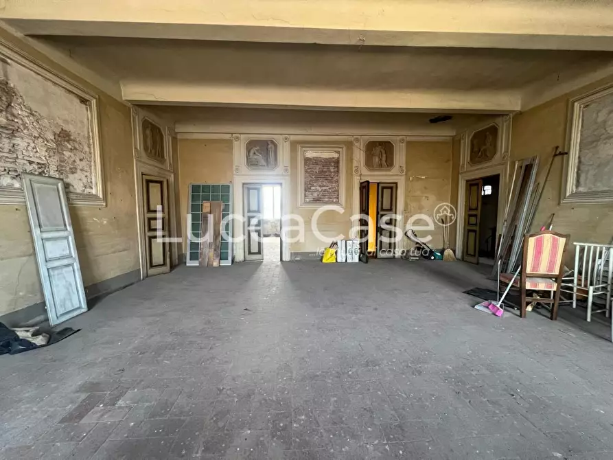 Immagine 10 di Mansarda in vendita  a Lucca