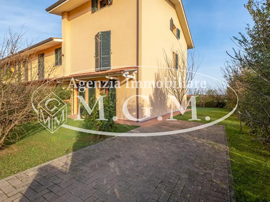 Immagine 15 di Villetta a schiera in vendita  a Bientina