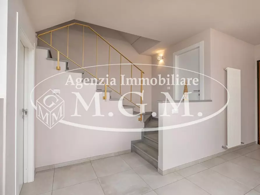 Immagine 17 di Villetta a schiera in vendita  a Bientina