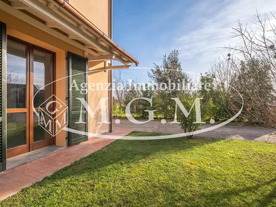 Immagine 13 di Villetta a schiera in vendita  a Bientina