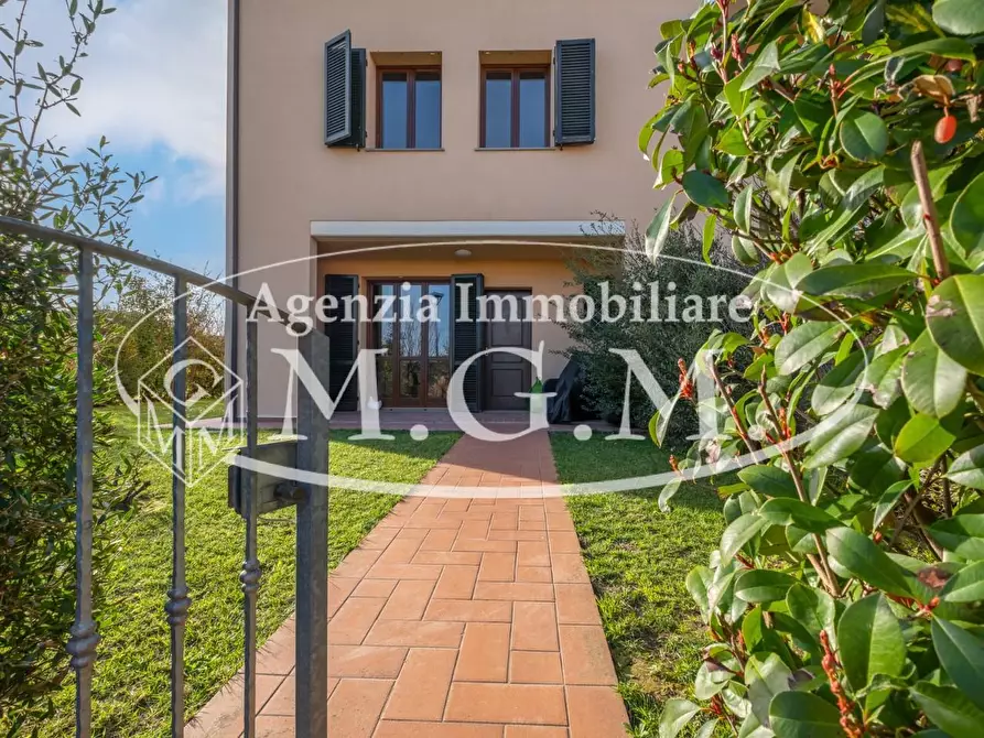 Immagine 3 di Villetta a schiera in vendita  a Bientina