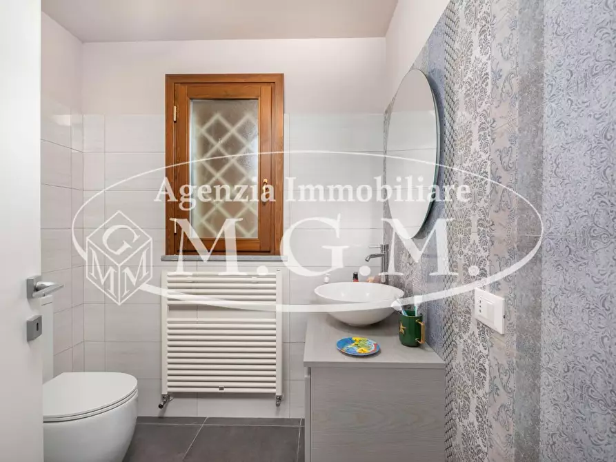 Immagine 19 di Villetta a schiera in vendita  a Bientina