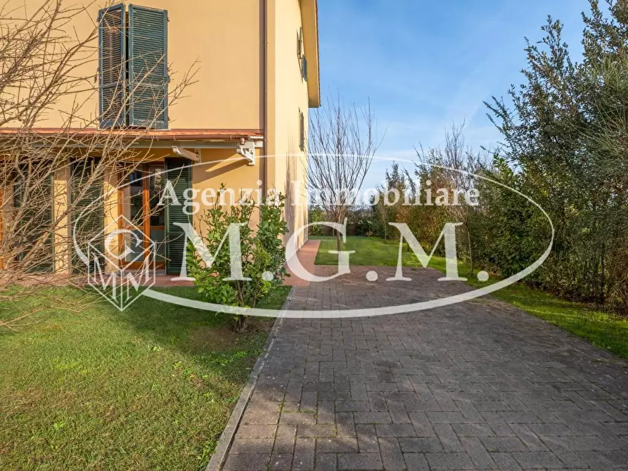 Immagine 49 di Villetta a schiera in vendita  a Bientina