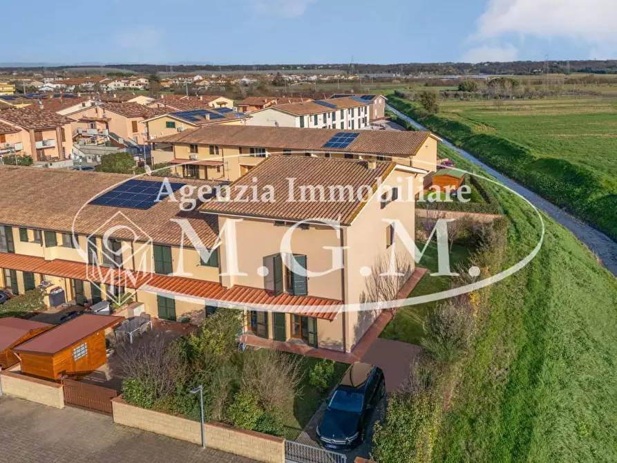 Immagine 46 di Villetta a schiera in vendita  a Bientina