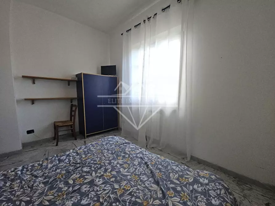 Immagine 26 di Villa in vendita  a Carrara