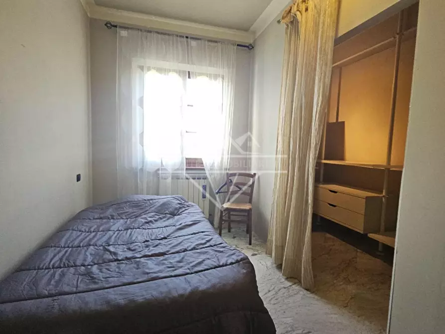 Immagine 23 di Villa in vendita  a Carrara