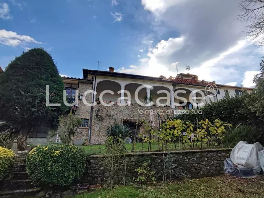 Immagine 2 di Casa semindipendente in vendita  a Capannori