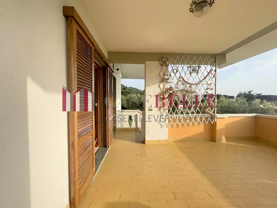 Immagine 38 di Villa in vendita  a Massarosa