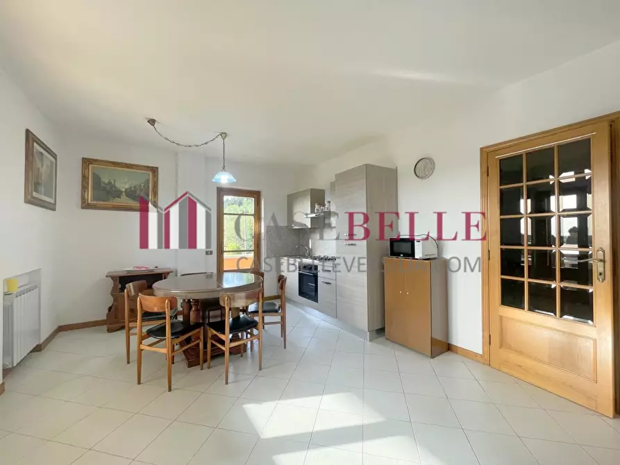 Immagine 3 di Villa in vendita  a Massarosa