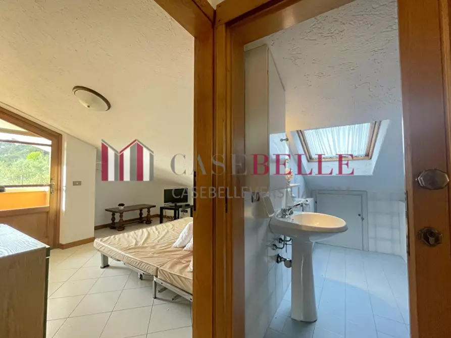 Immagine 28 di Villa in vendita  a Massarosa