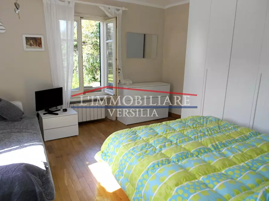 Immagine 28 di Casa semindipendente in vendita  a Massa